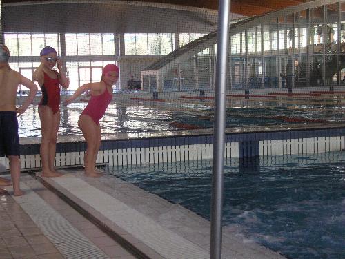 En la piscina