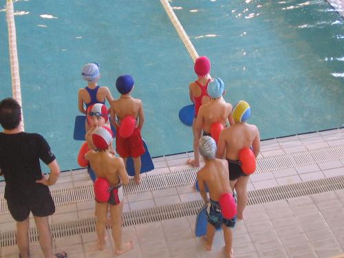 En la piscina